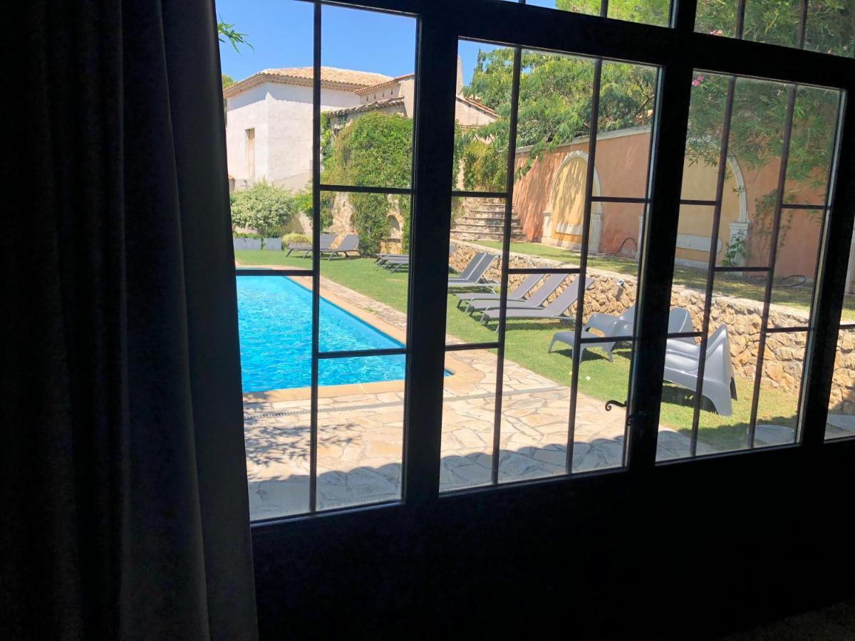 Hotel Le Pool House - Private Jacuzzi - Mas Des Sous Bois à Ventabren Extérieur photo