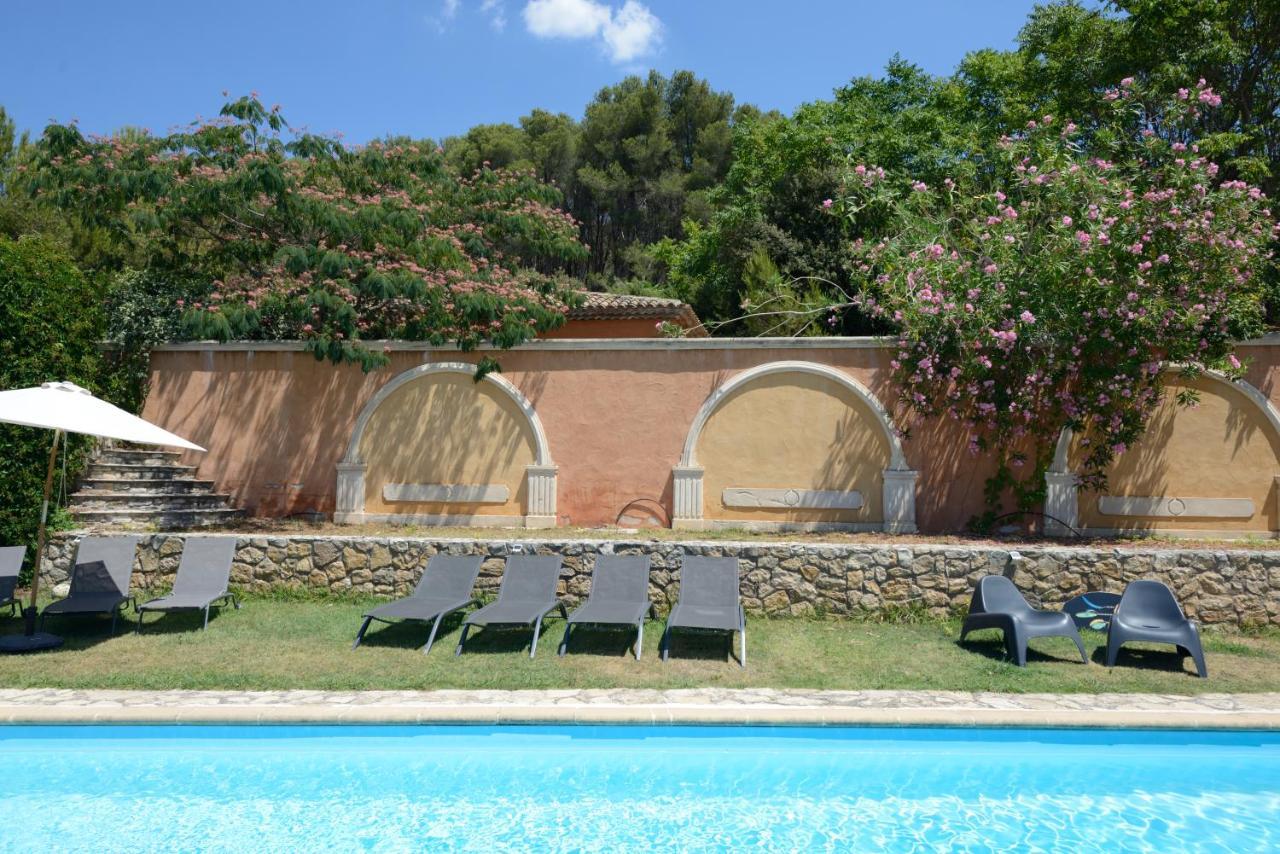 Hotel Le Pool House - Private Jacuzzi - Mas Des Sous Bois à Ventabren Extérieur photo